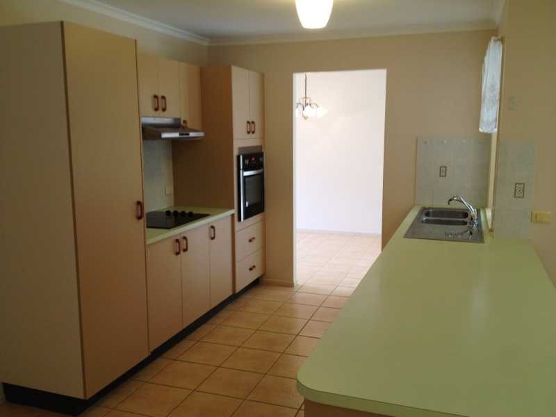 10 Klinain Street, Nambour QLD 4560