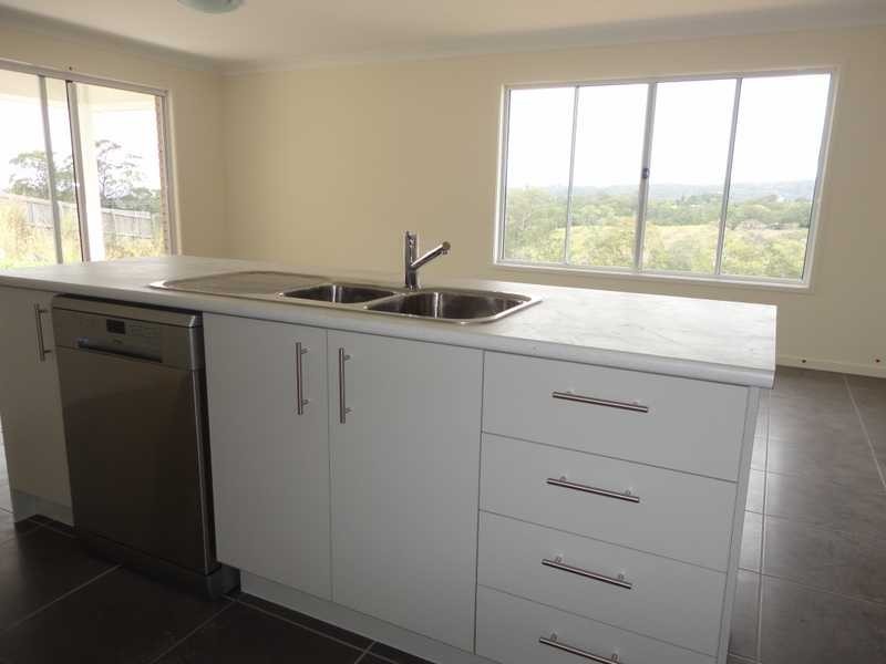 4 Moss Day Place, Burnside QLD 4560