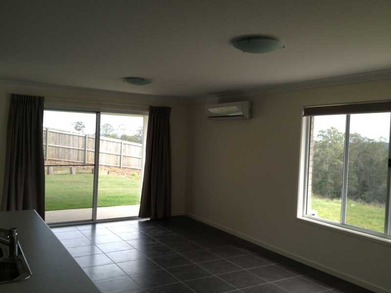 4 Moss Day Place, Burnside QLD 4560
