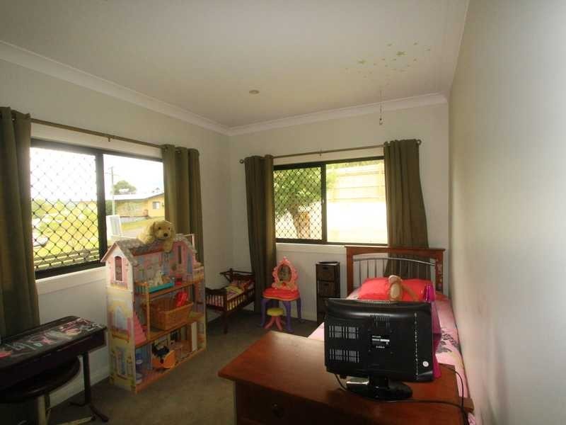24 Noel Street, Nambour QLD 4560