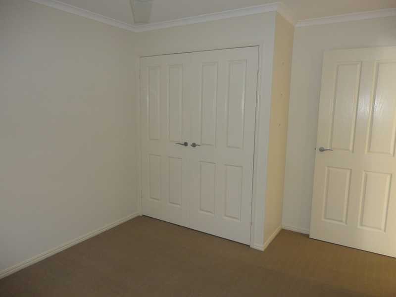 27 Robertson Drive, Burnside QLD 4560