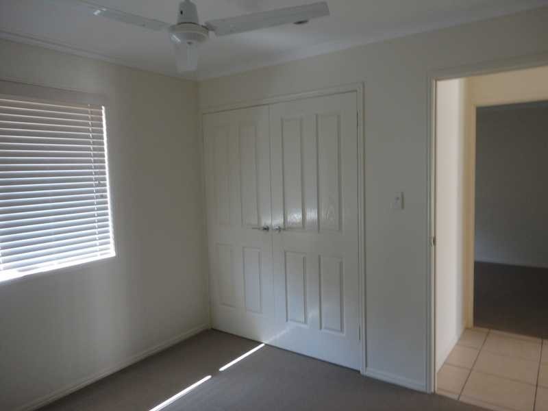 27 Robertson Drive, Burnside QLD 4560