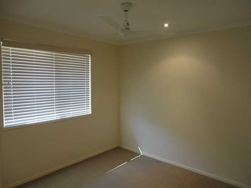 27 Robertson Drive, Burnside QLD 4560