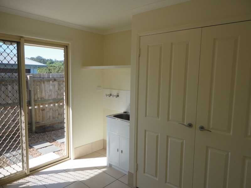 27 Robertson Drive, Burnside QLD 4560