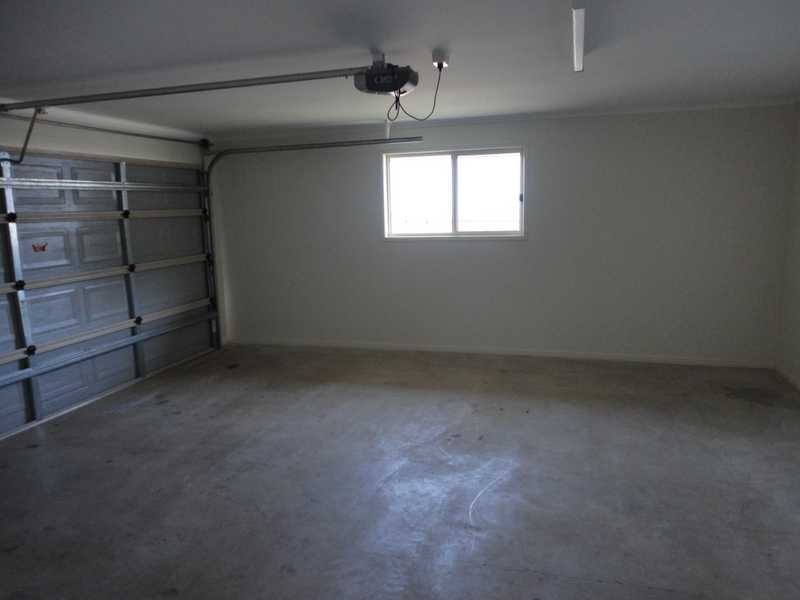 27 Robertson Drive, Burnside QLD 4560