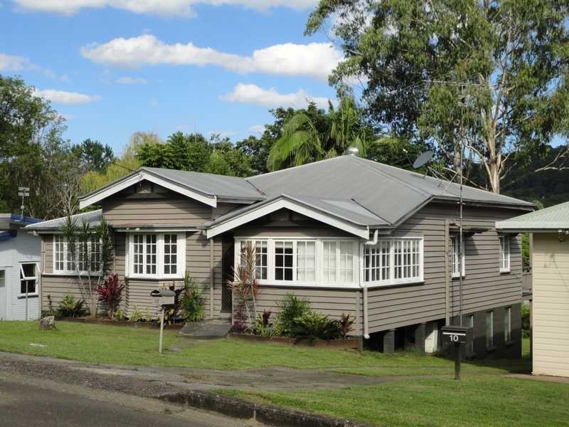 12 George Street, Nambour QLD 4560