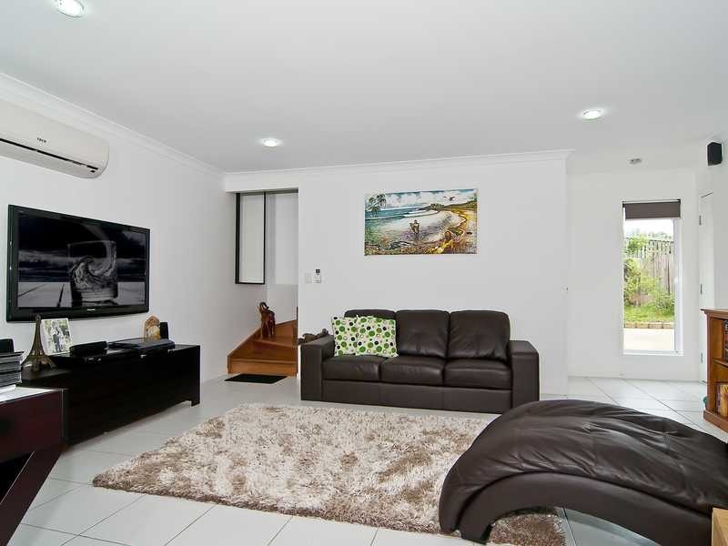 2/12 Erbacher Road, Nambour QLD 4560