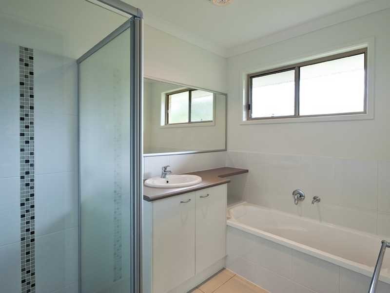 9 Wallace Close, Coes Creek QLD 4560