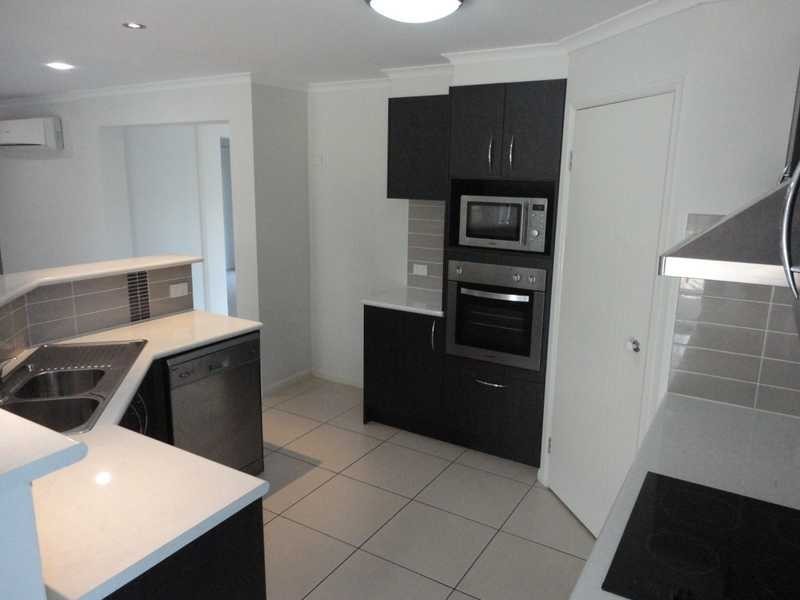 28 Grimes Terrace, Burnside QLD 4560