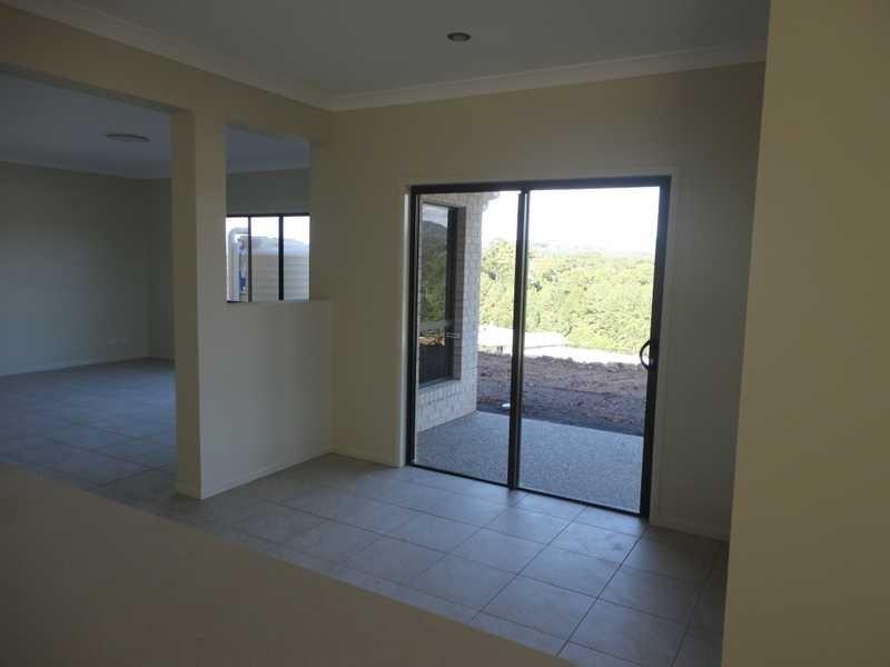 6 Longview Place, Woombye QLD 4559