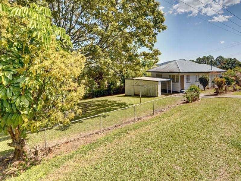 154 Howard Street, Nambour QLD 4560