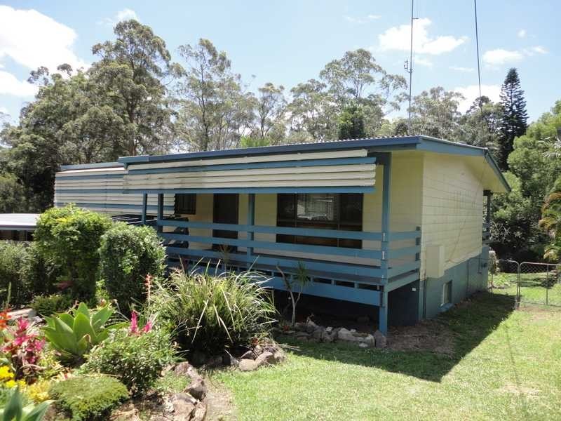 8 Jacaranda Street, Nambour QLD 4560