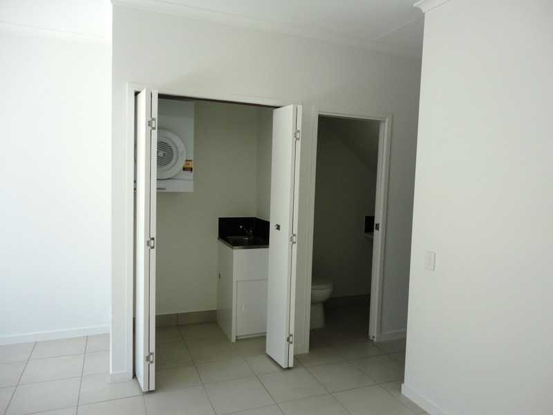 10/21 Webster Road, Nambour QLD 4560