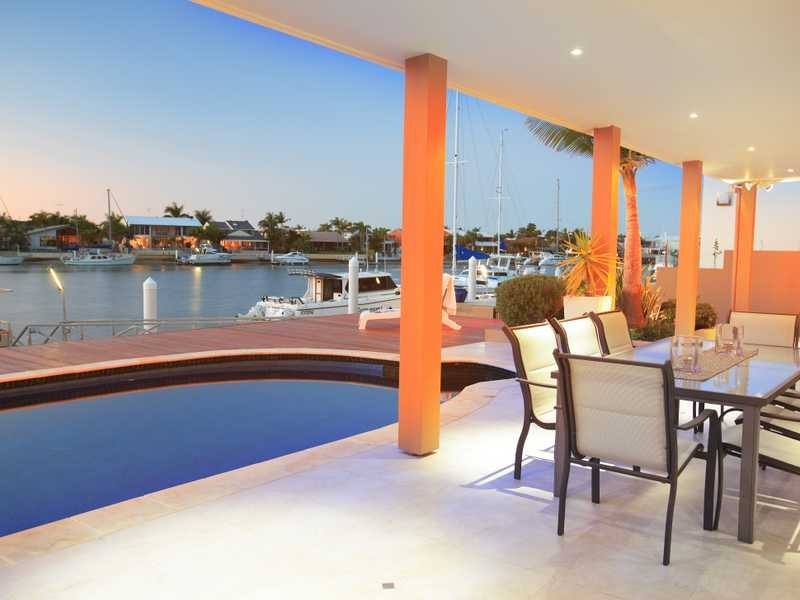 2 Oak Court, Minyama QLD 4575