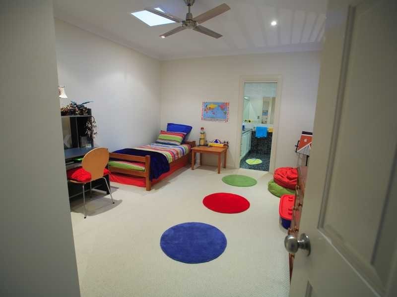 2 Oak Court, Minyama QLD 4575