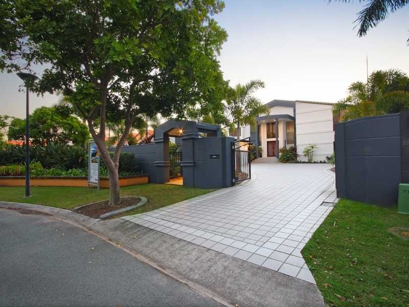 18 Mooloolah Island, Minyama QLD 4575