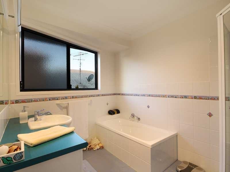 18 Mooloolah Island, Minyama QLD 4575