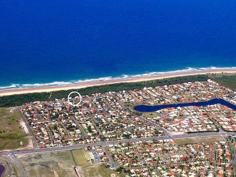 427 Oceanic Drive, Wurtulla QLD 4575