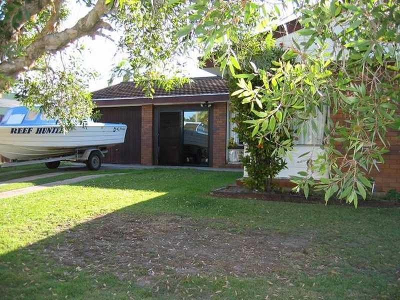 4 Yulunga Place, Mooloolaba QLD 4557
