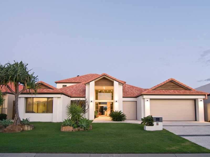 16 Bahamas Circuit, Kawana Island QLD 4575