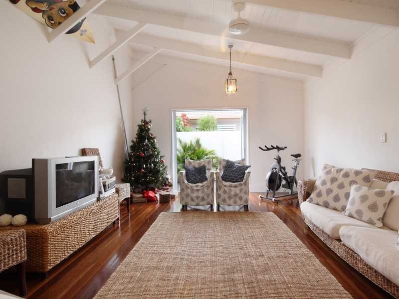 48 Oomoo Street, Buddina QLD 4575