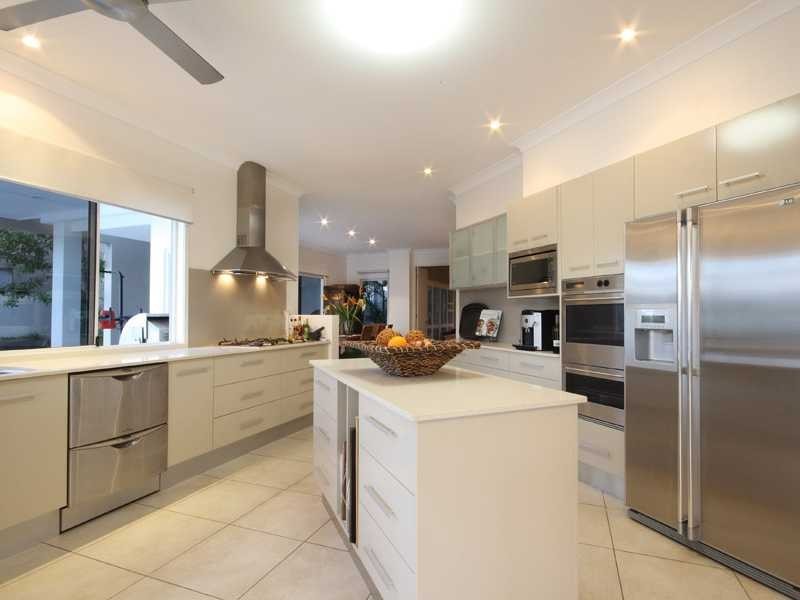 118 Mooloolah Drive, Minyama QLD 4575