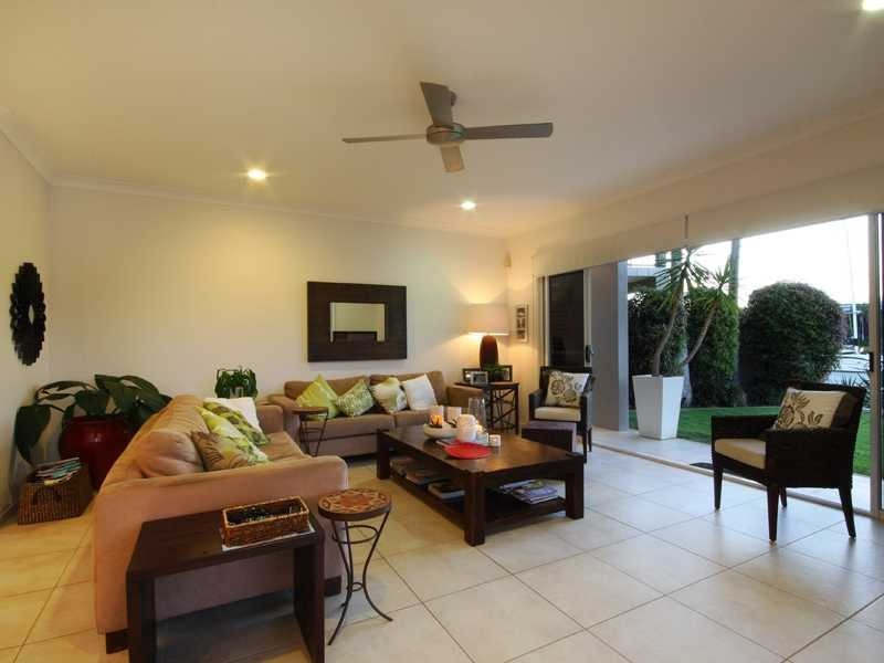 118 Mooloolah Drive, Minyama QLD 4575