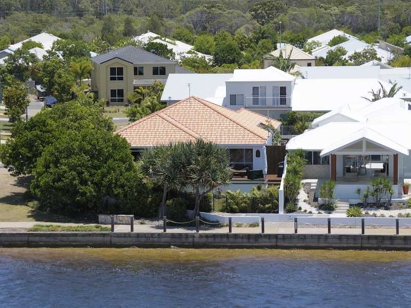 7 Maldives Place, Parrearra QLD 4575