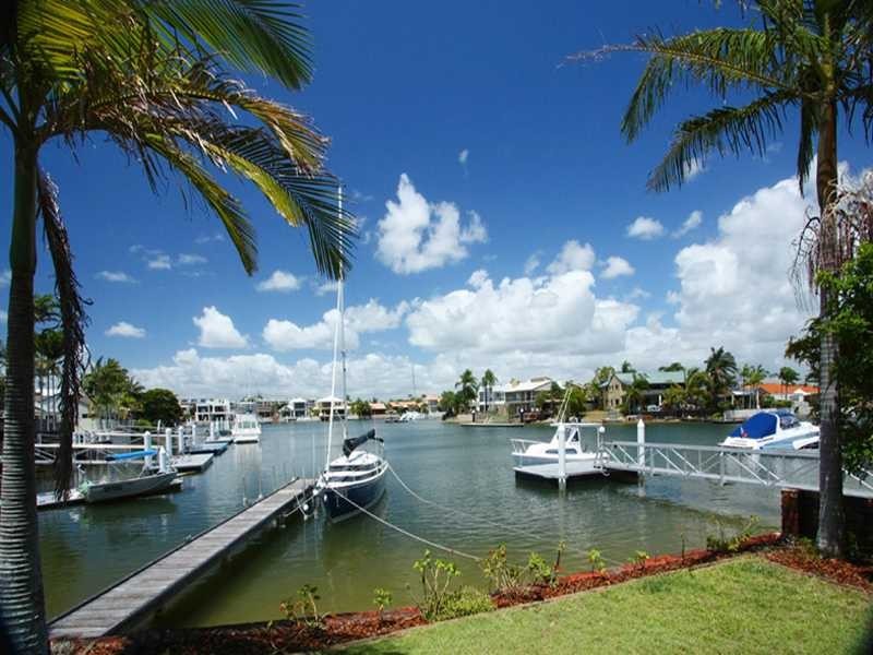 18 Birubi Street, Minyama QLD 4575