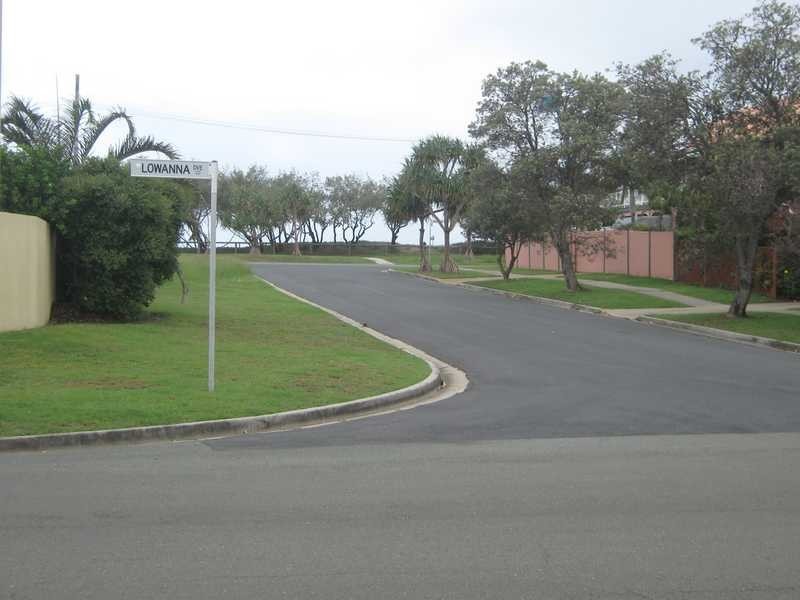 121 Lowanna Drive, Buddina QLD 4575