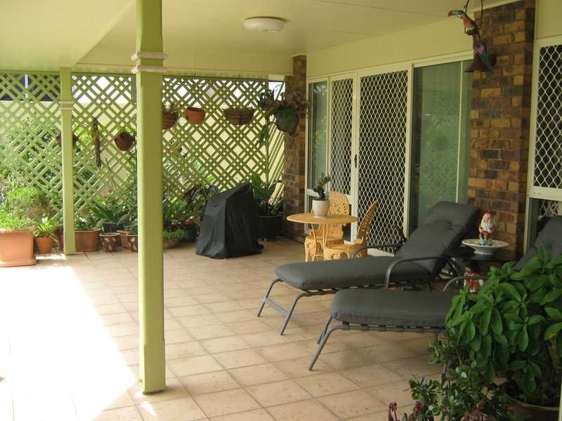 121 Lowanna Drive, Buddina QLD 4575