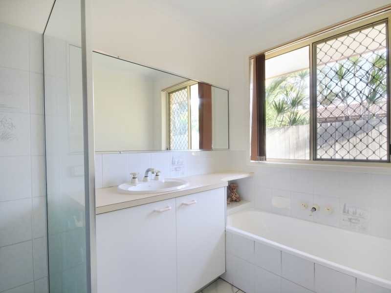 2 Dune Vista Place, Bokarina QLD 4575