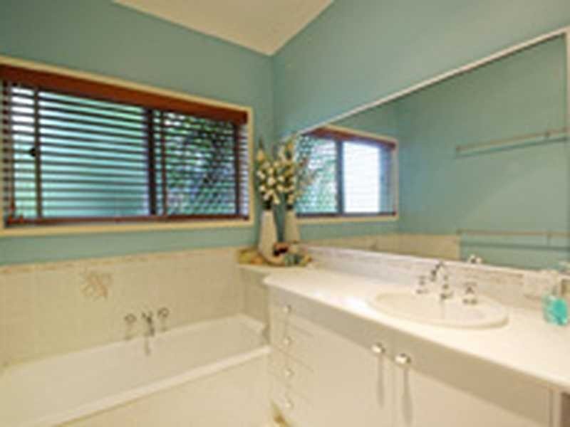 18 Driftwood Court, Bokarina QLD 4575