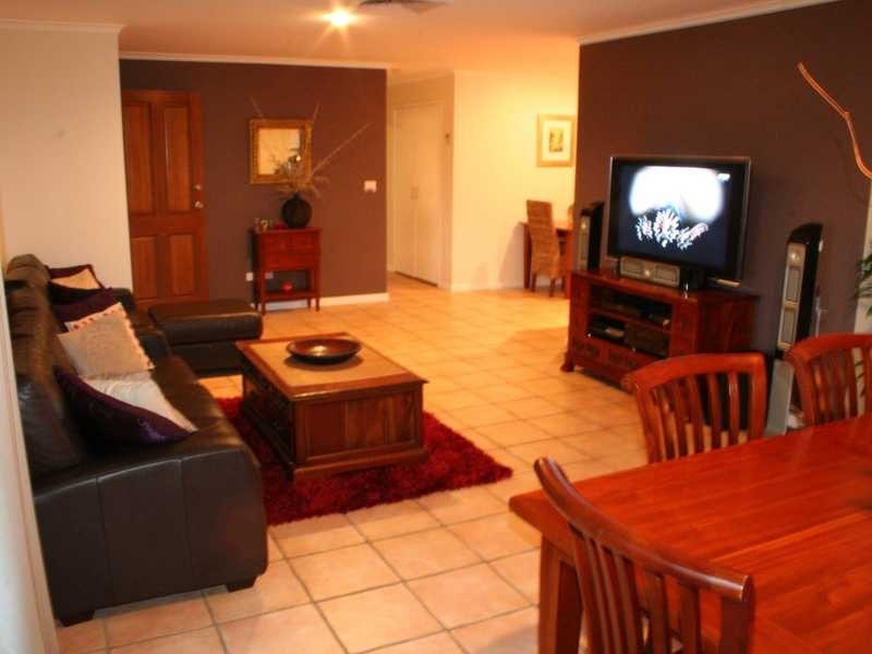 1 Tallawa Place, Wurtulla QLD 4575