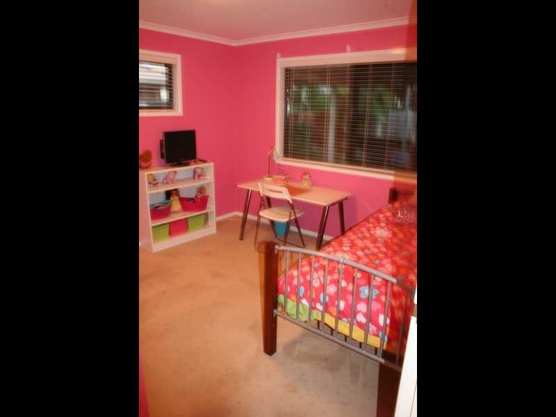 1 Tallawa Place, Wurtulla QLD 4575