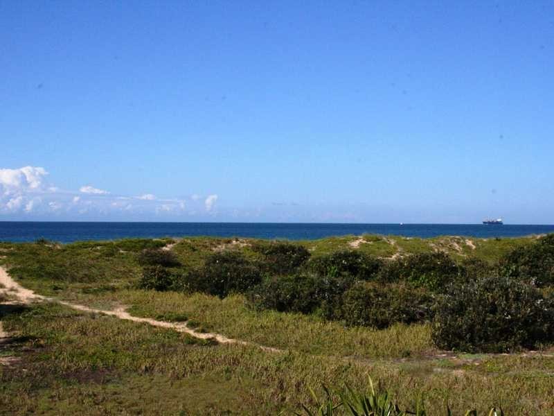 37 Oceanic Drive, Warana QLD 4575