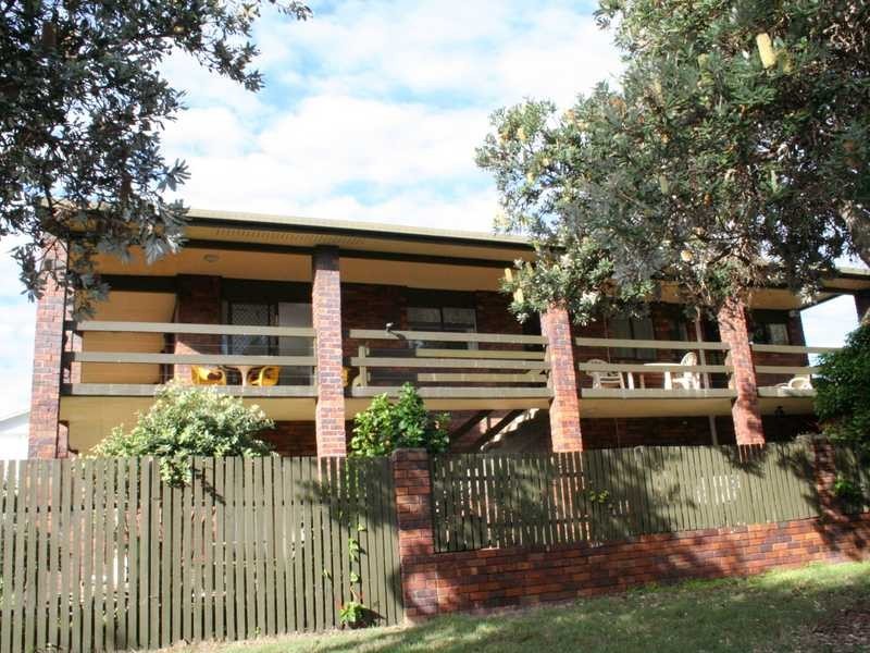 37 Oceanic Drive, Warana QLD 4575