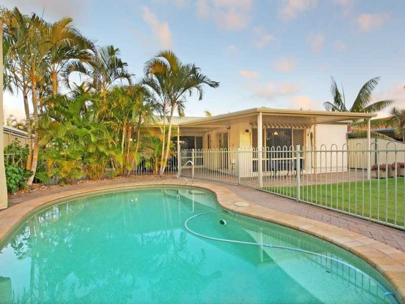 2 Coomaroo Crescent, Minyama QLD 4575
