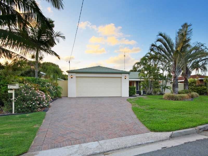 2 Coomaroo Crescent, Minyama QLD 4575