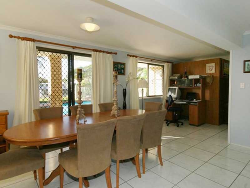 27 Kooringal Crescent, Buddina QLD 4575