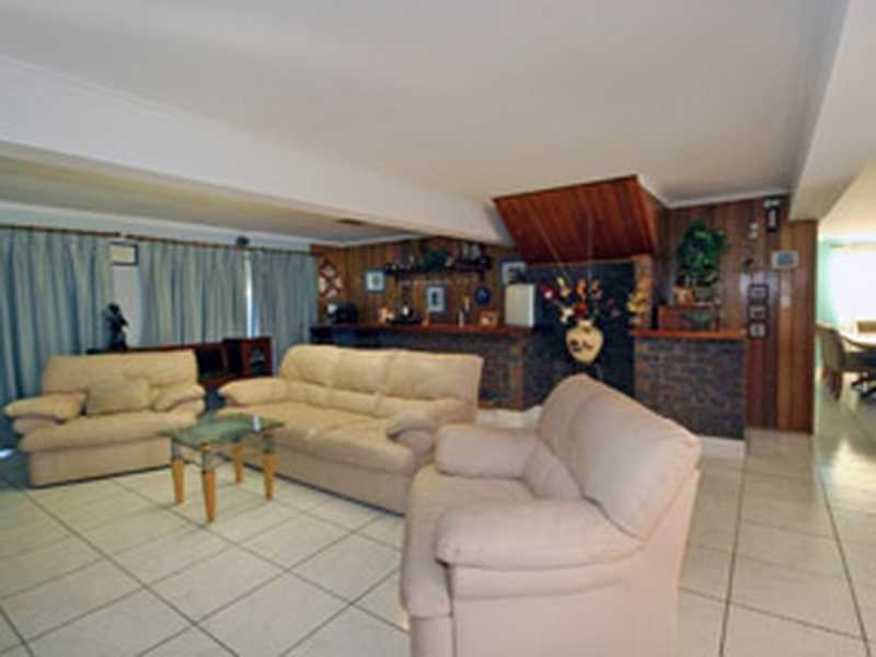 27 Kooringal Crescent, Buddina QLD 4575