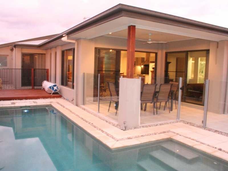 16 Skua Place, Mountain Creek QLD 4557