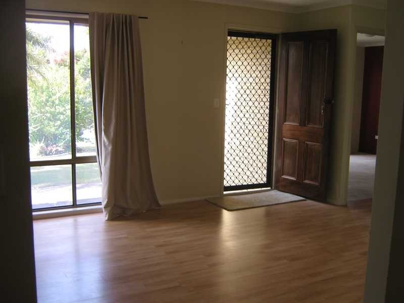 16 Mulgani St, Warana QLD 4575