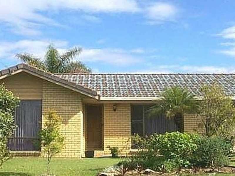 16 Mulgani St, Warana QLD 4575