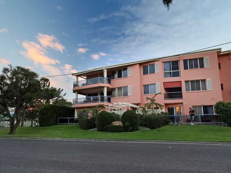 Apartment 1/7 Bindaree Crescent, Mooloolaba QLD 4557