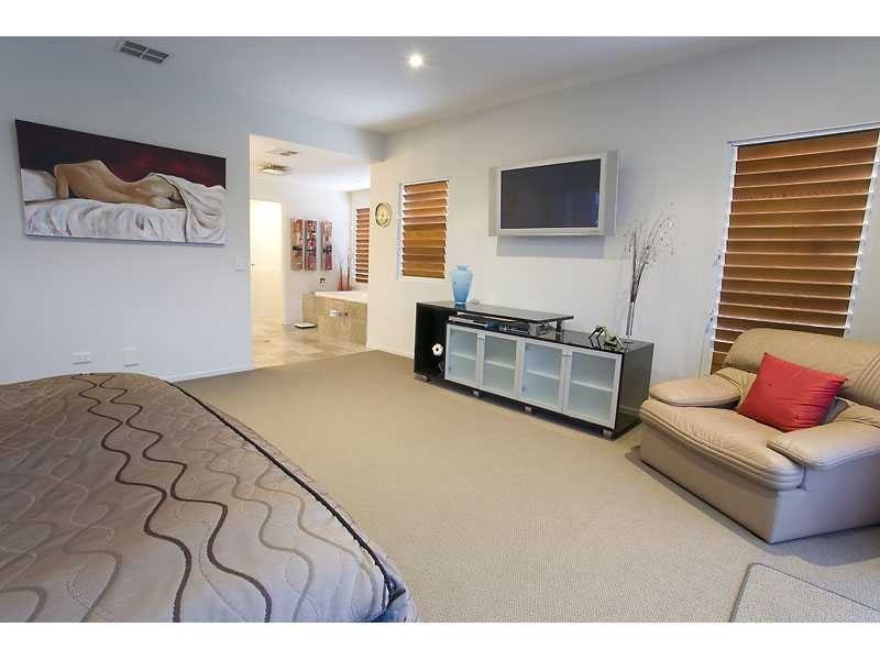 11 Jessica Boulevard, Minyama QLD 4575