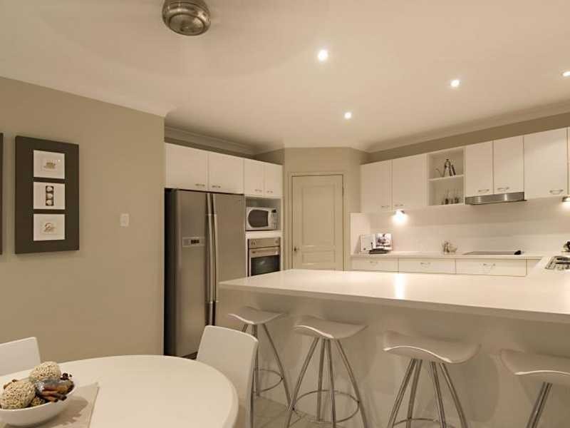 5 Tarawa St, Kawana Island QLD 4575