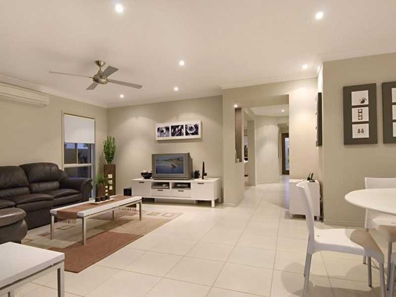 5 Tarawa St, Kawana Island QLD 4575