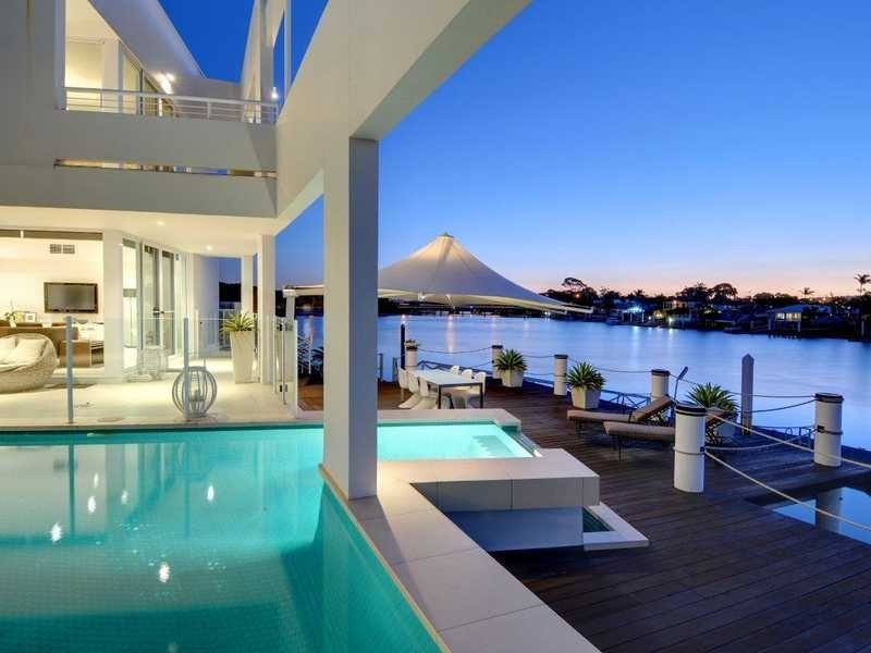 15 Mooloolah Island, Minyama QLD 4575