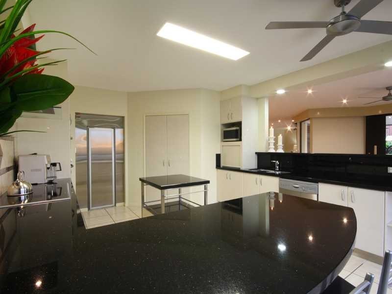 10 Island Ct, Minyama QLD 4575